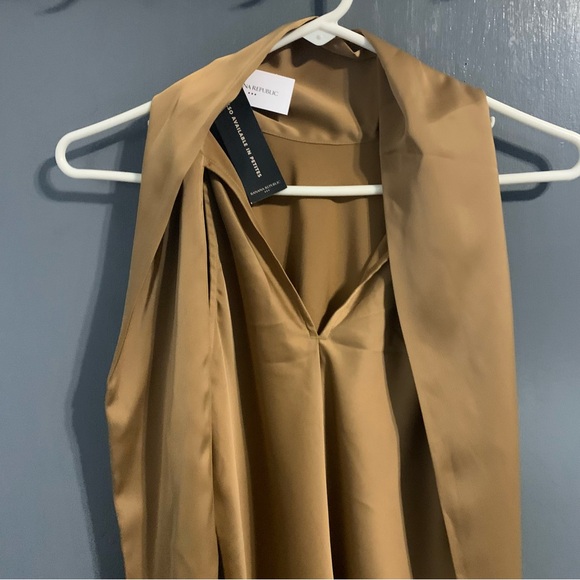 Banana Republic Bronze/Tan Halter Satin Maxi Dress. Size XS - Picture 6 of 9